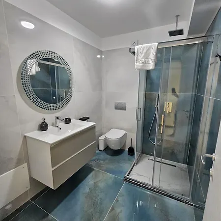 White Titanic-bluesky By Whitetitanic * Năvodari