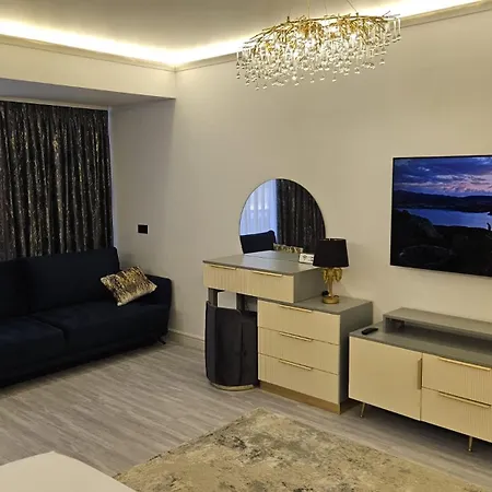 White Titanic-bluesky By Whitetitanic