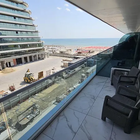 White Titanic-bluesky By Whitetitanic