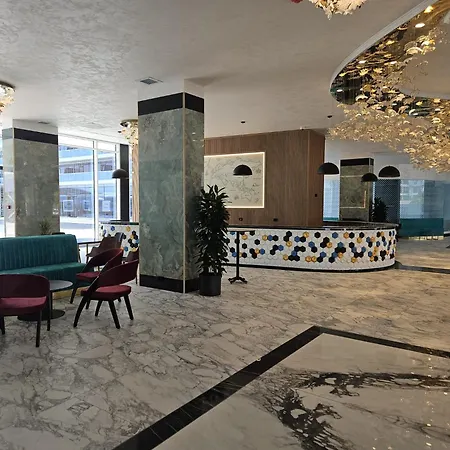 White Titanic-bluesky By Whitetitanic ナボダリ