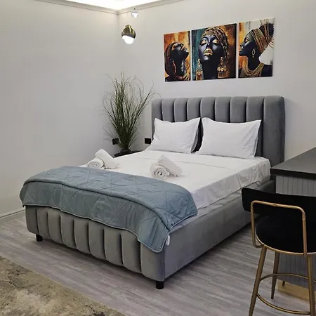 White Titanic-bluesky By Whitetitanic ナボダリ